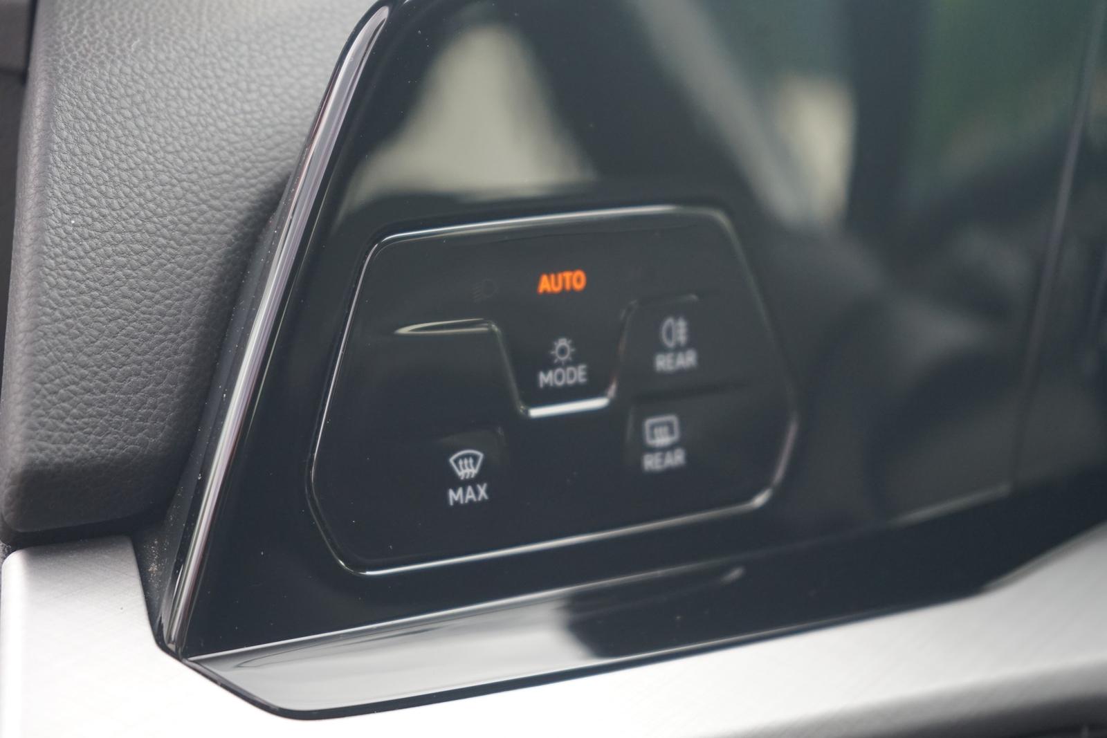 Volkswagen Golf VIII Variant 1.5 eTSI DSG LED Navi ACC AHK, миниатюра 20