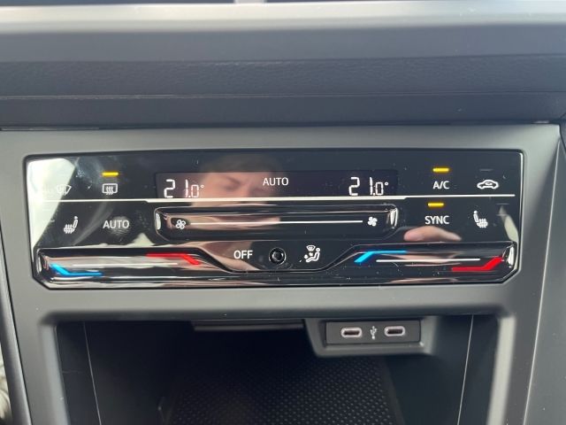 Taigo R-Line 1.0TSI DSG - AHK*KAMERA*IQ.DRIVE*NA