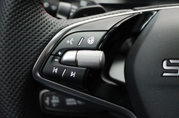 Fahrzeugverkauf 15 Skoda Kodiaq 2.0 TSI 195 kW 4x4 RS Pano AHK StHz