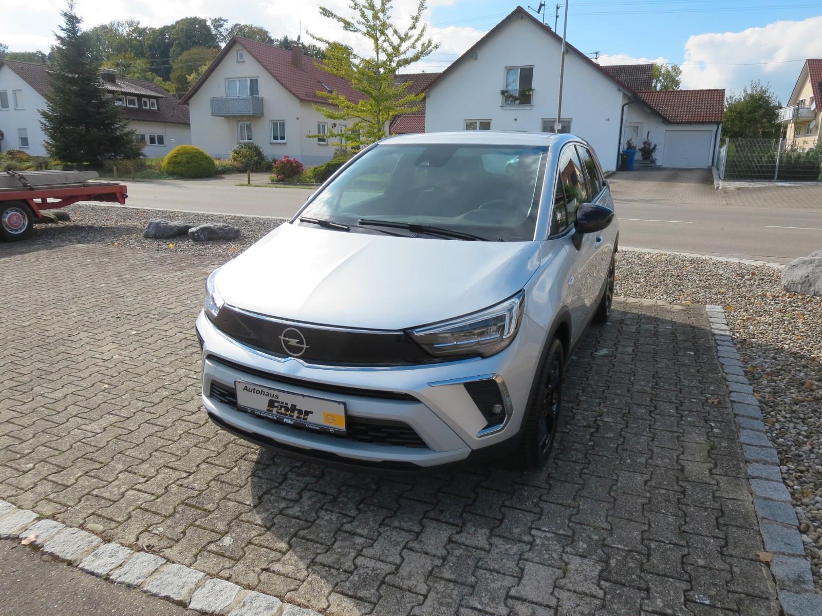 Opel Crossland Elegance Klima Alu LED Kamera PDC SHZ