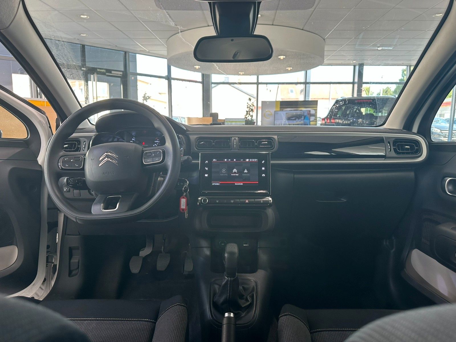 Fahrzeugabbildung Citroën C3 Feel Pack 1.2 NAVI/LED/PDC/ALU/DAB/TEMPOMAT