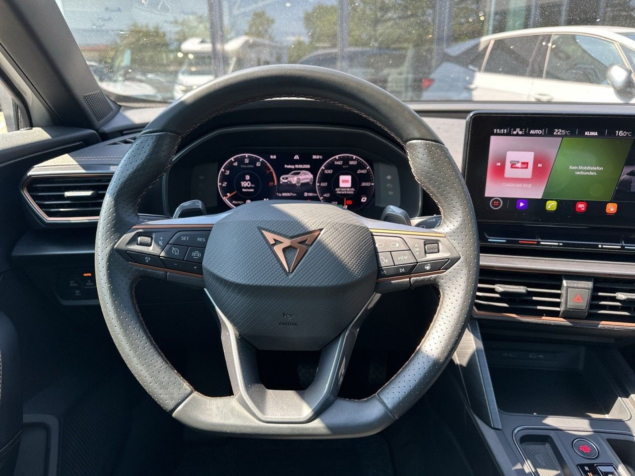 Fahrzeugabbildung CUPRA Formentor 1.5TSI 150 PS DSG*LED*19Zoll* - mit KI generiert/bearbeitet