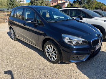 BMW 218 - 3