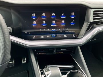Volkswagen Touareg - 7