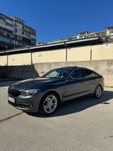 BMW 330d GT 258PS * PANORAMA * KEYLESS *  - BMW 330 Gran Turismo: Schiebedach