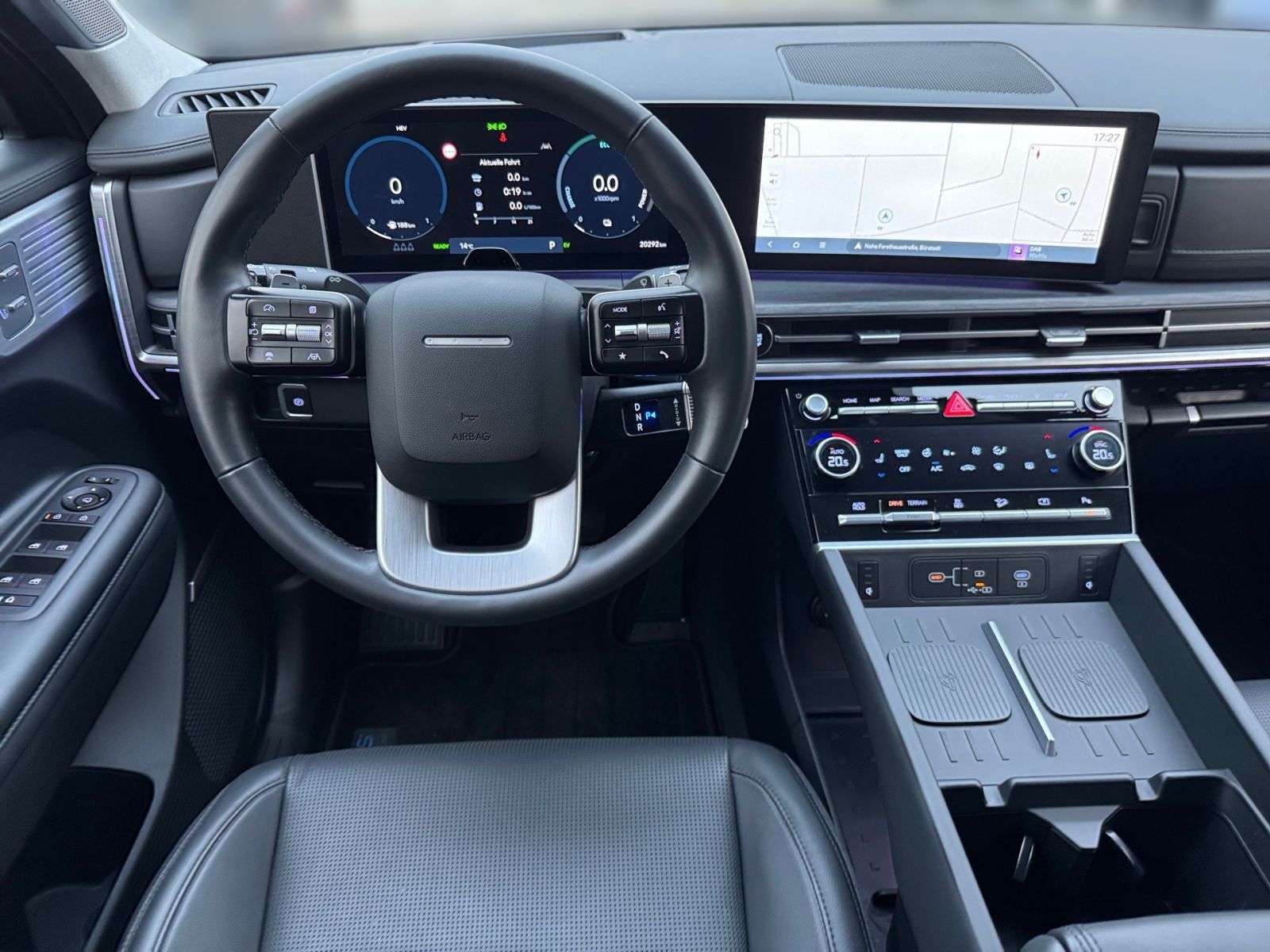 Fahrzeugabbildung Hyundai SANTA FE 1.6T-GDI Signature Plug-In H. 4WD