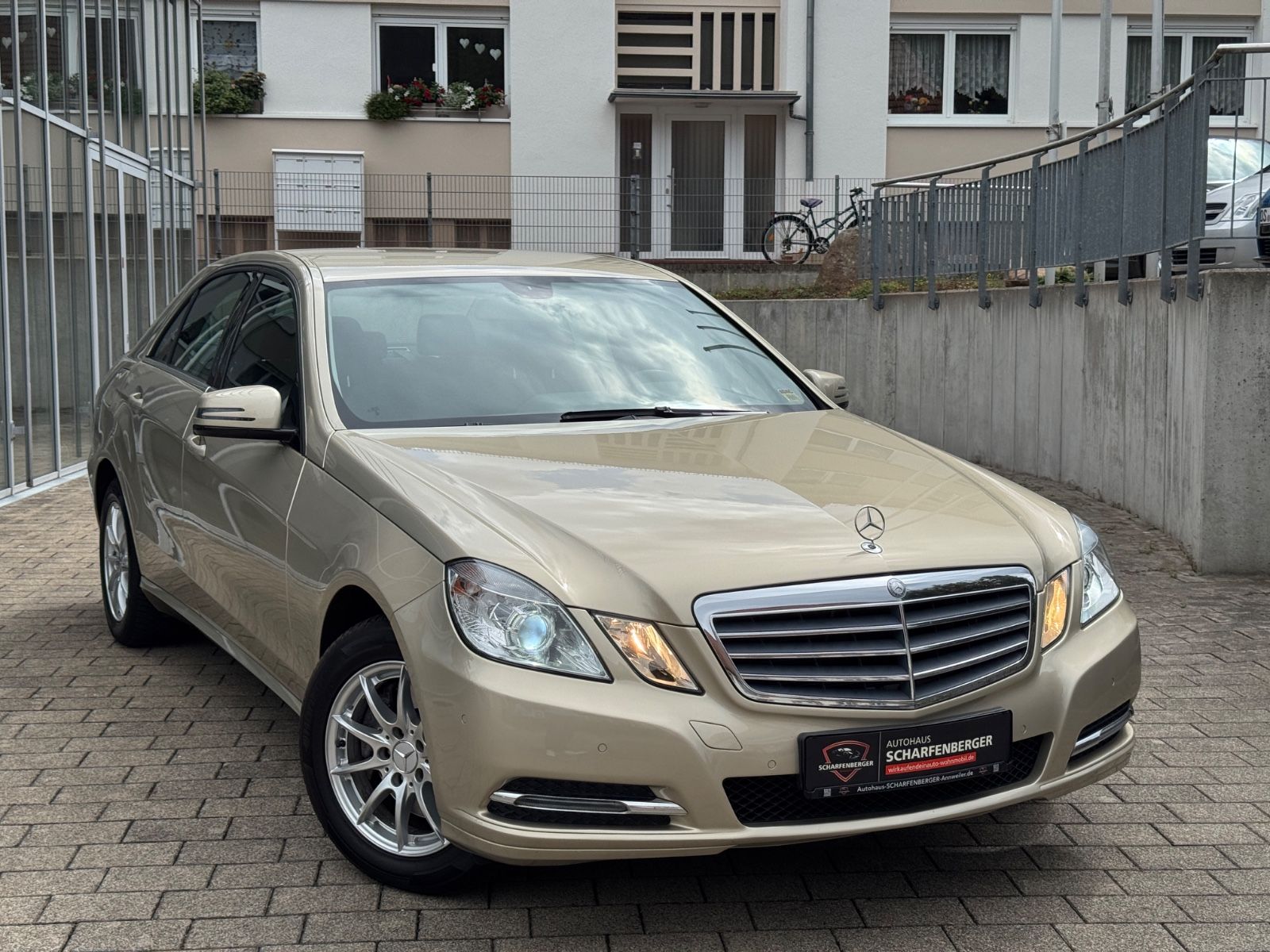 Mercedes E 250 - 1
