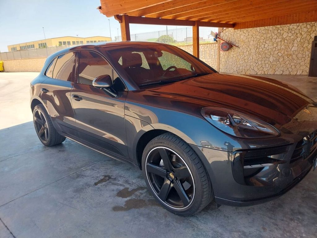 Image of Porsche Macan