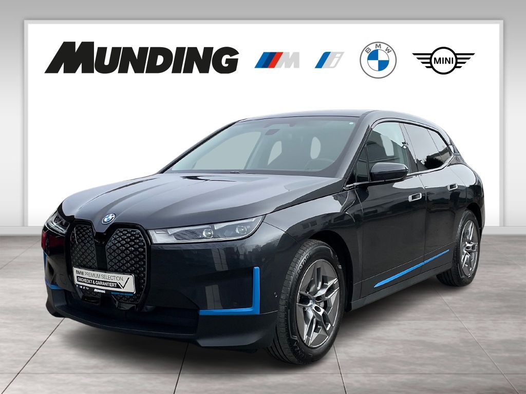 BMW iX xDrive40 A Ab 499 € p.M. leasen DAB|Komfortzg