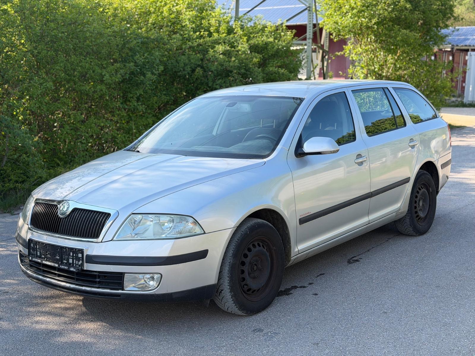Skoda Octavia Combi Ambiente/KLIMA/LEDER/EURO4