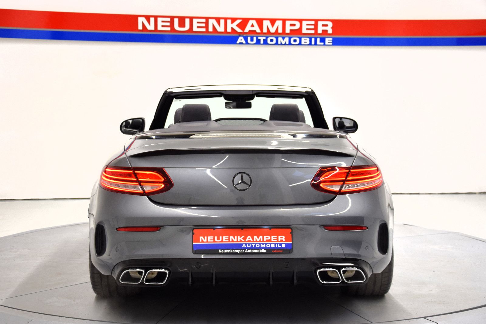 Fahrzeugabbildung Mercedes-Benz C 63 AMG Cabrio Distron. Burmester Sitzklima 19"