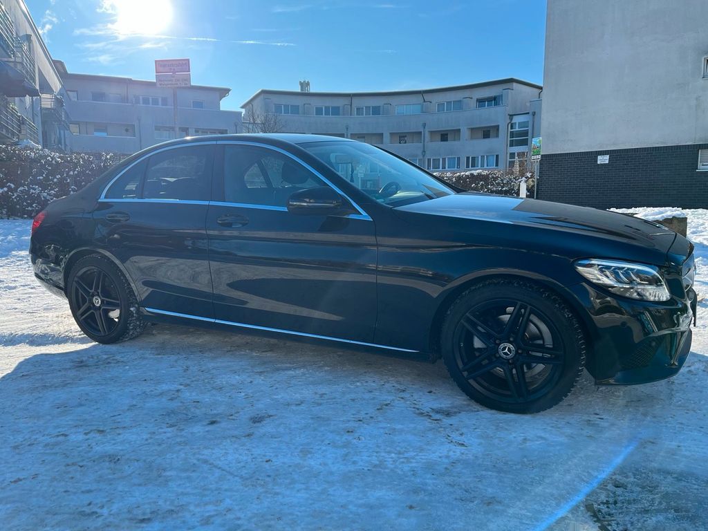 Image of Mercedes-Benz C 180