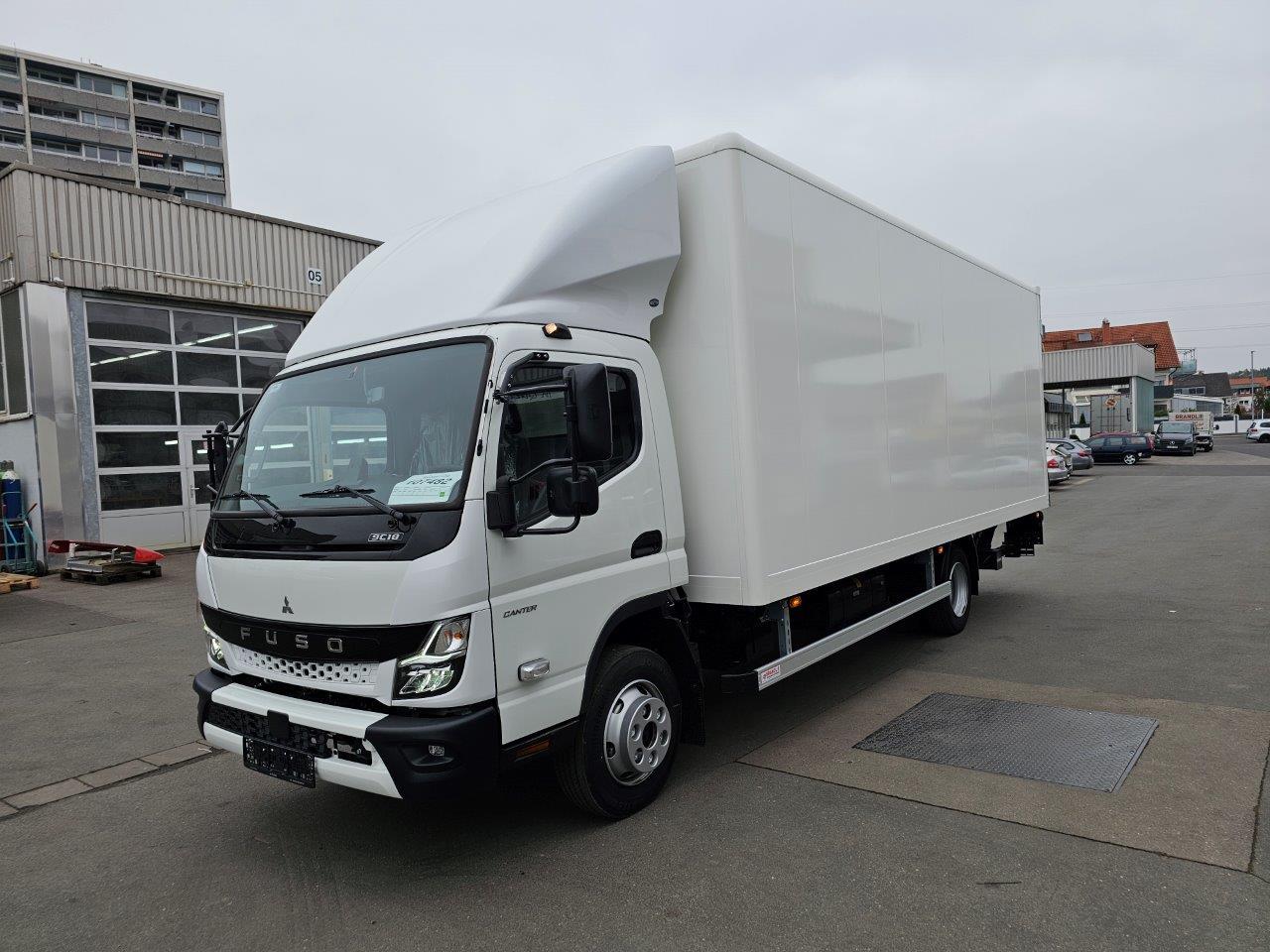 FUSO 9C18 AMT Koffer/Ladebordwand KlimaA LED LM