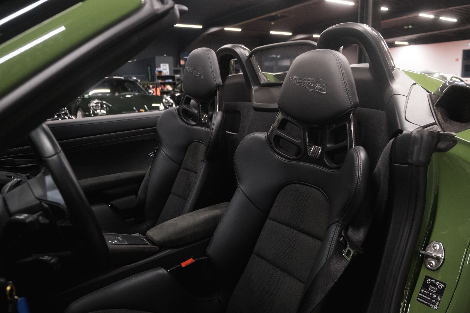 Fahrzeugabbildung Porsche 718 Spyder RS - PTS - Lift - LED - PCCB