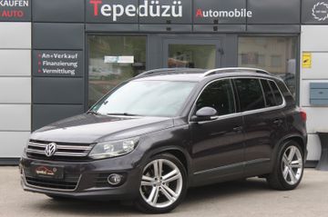 Volkswagen Tiguan - 1