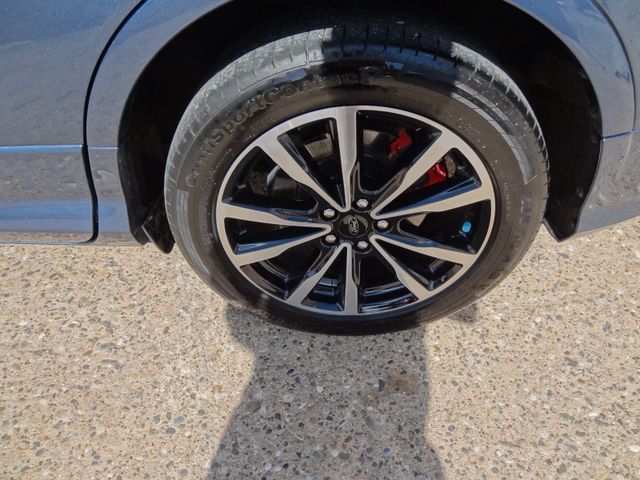 Fahrzeugabbildung Ford Kuga ST-Line/Pano/Kam/ACC/Navi/AHK/2.Hd/