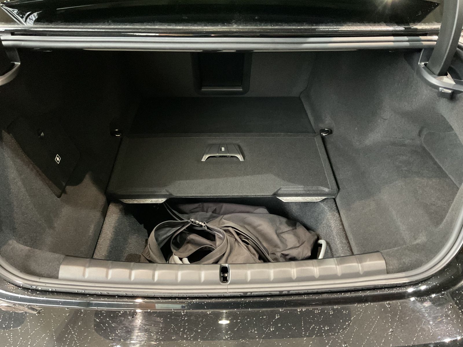 Fahrzeugabbildung BMW i7 M70 xDrive Lounge Fondkonsole Sky Lounge M Pe