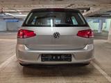 Volkswagen Golf VII Lim. Lounge BMT - 2.HAND - SITZHEIZUNG - Gebrauchtwagen in Berlin bis 10.000 Euro