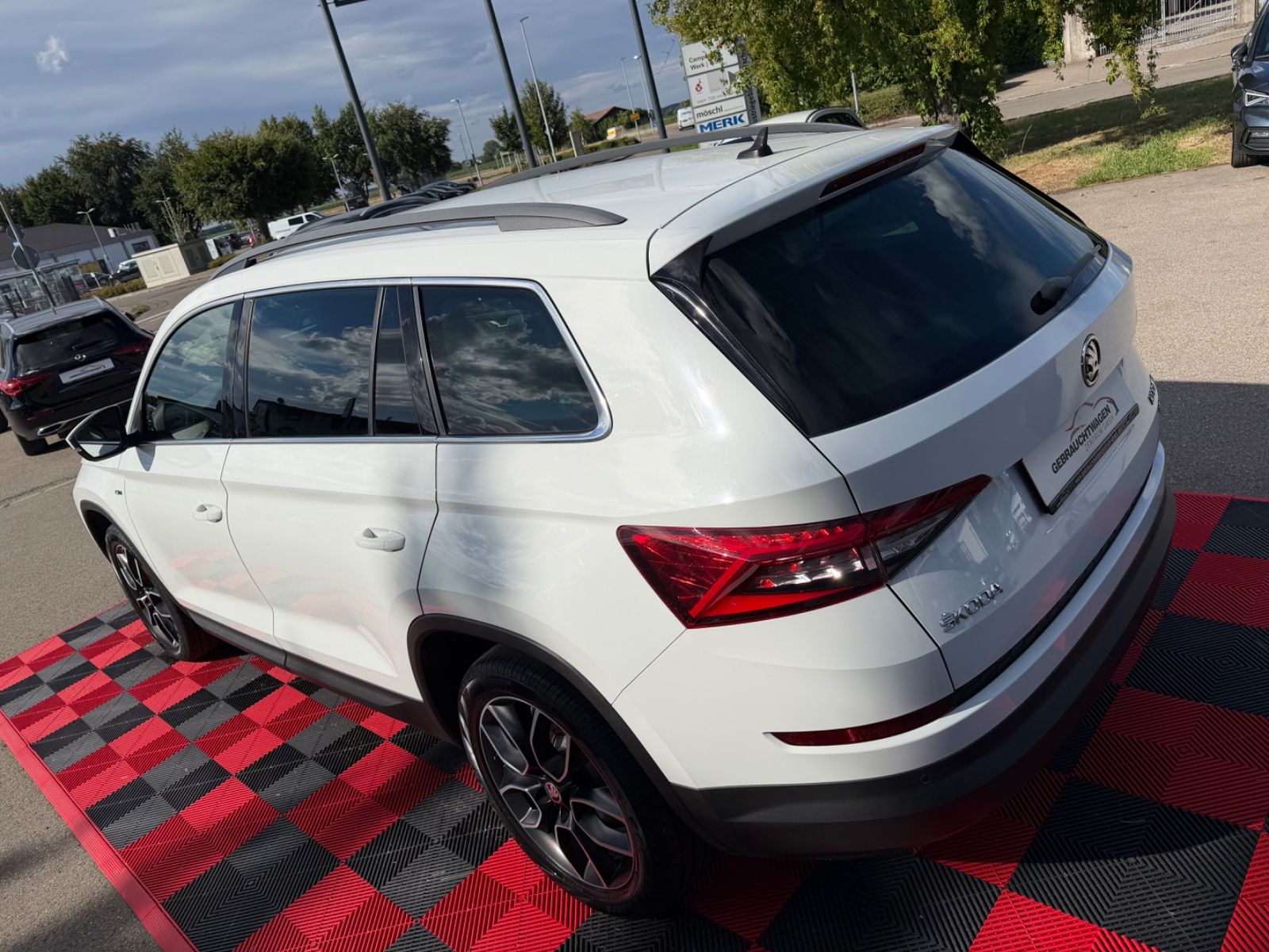 Skoda Kodiaq 2.0TSI Soleil 4x4*Kamera*LED* foto 13