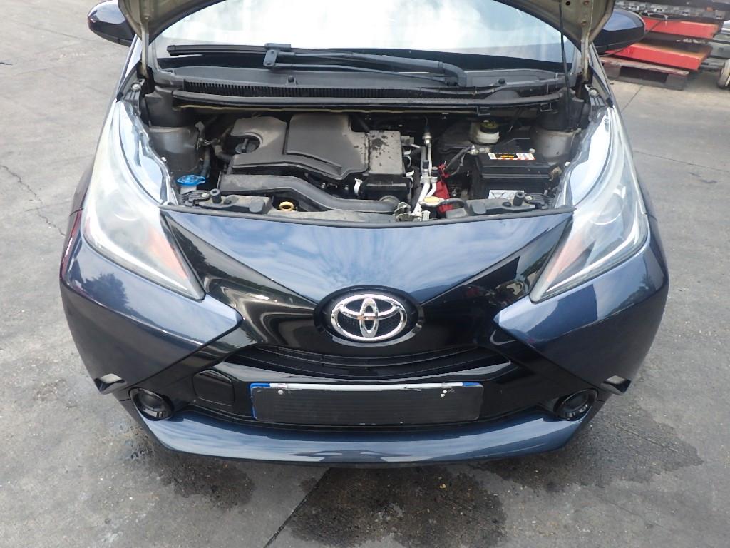 Toyota Aygo (X) 1,0-l-VVT-i x-play