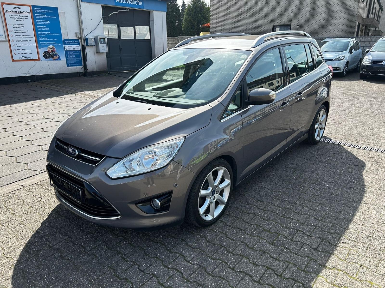Ford Grand C-Max Grand C-MAX Titanium PDC KAMERA NAVI