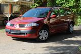 Renault Megane II Grandtour Avantage*TÜV 06/2026* - Renault Megane aus 2005: Kombi