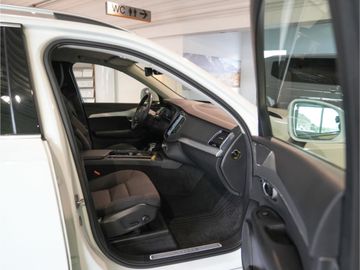 Volvo XC90 - 12