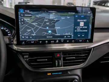 Ford Focus 1.0 Titanium Intelligent Drive Assist LED