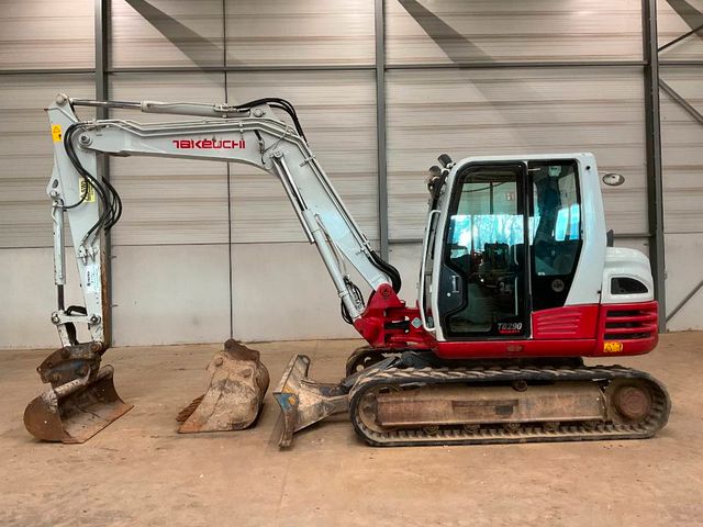 Takeuchi TB 290