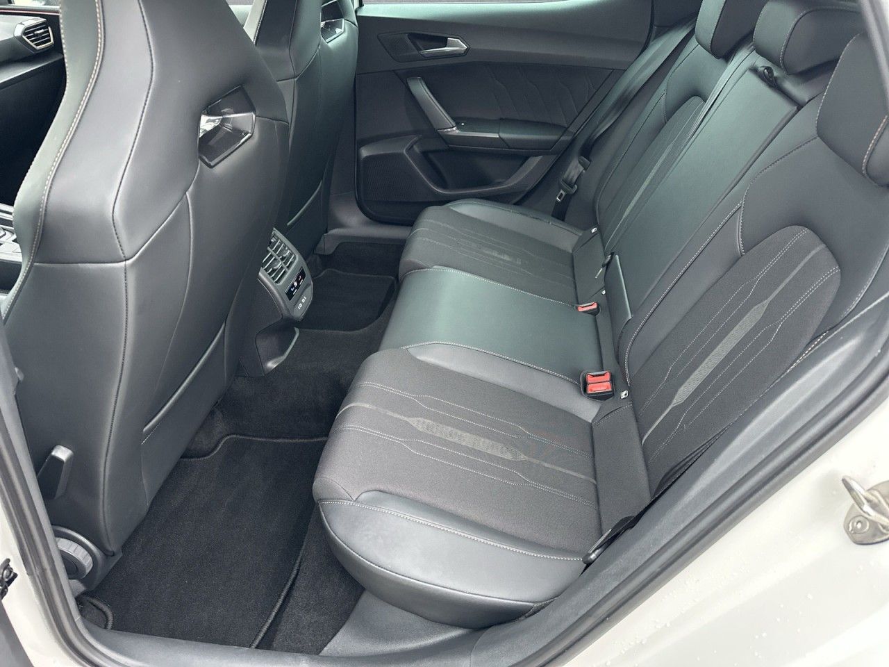 Fahrzeugabbildung CUPRA Leon VZ 2.0 TSI 245 PS DSG