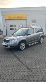 Skoda Yeti, Ambition, Top Zustand, mit neu... - Skoda Yeti in Krefeld