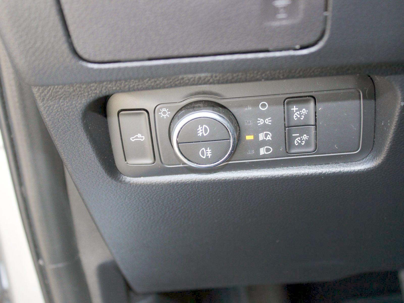 Fahrzeugabbildung Ford Ranger Platinum e-4WD Doppelkabine