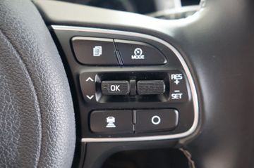 Kia Niro VISION*AHK*KAMERA*SHZ*LHZ*ACC*CARPLAY