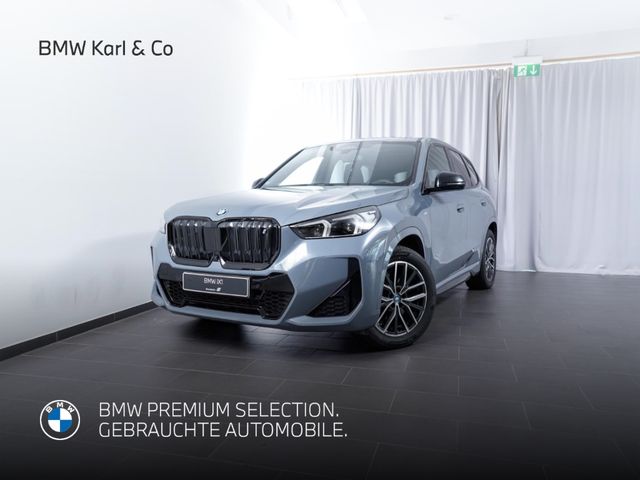 BMW iX1 xDrive30 M Sport Pano AHK H&K Ad. LED