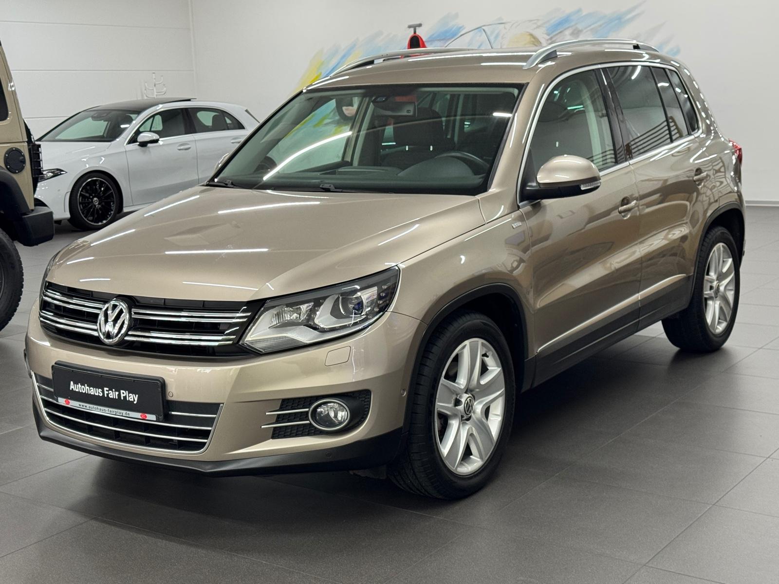 Volkswagen Tiguan Cup AHK/XENON/SHZ/PDC/UNFALLFREI!