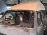 Volkswagen T3 Multivan Träger Küche Bett Hochdach AHK GJR - Volkswagen T3 mit Diesel-Antrieb: Kleinbus