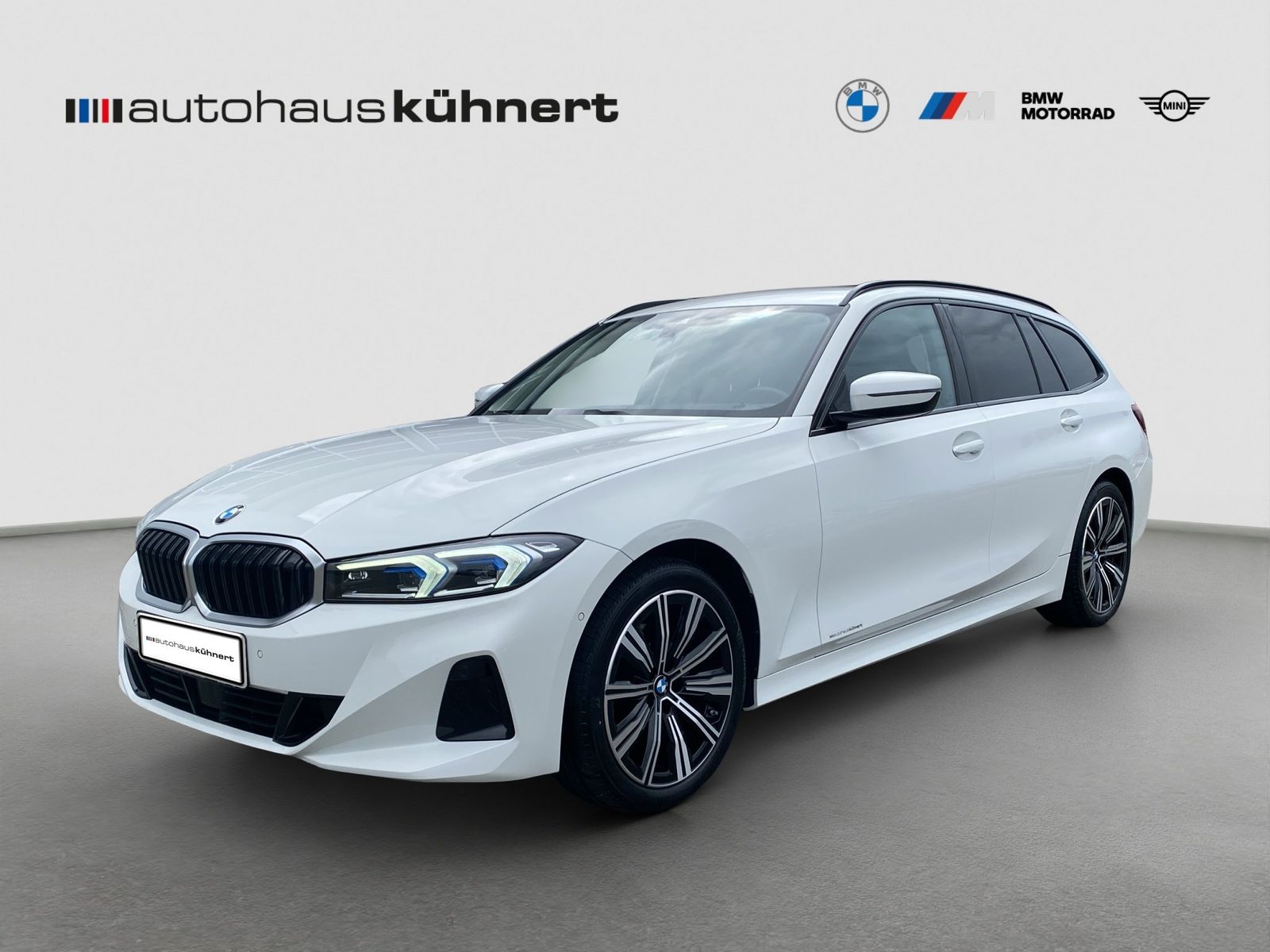 BMW 320i Touring LED ACC AHK StHzg HiFi Navi RFK DAB foto 2