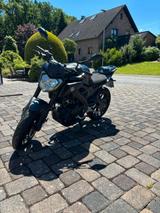Yamaha MT 125 Schwarz, TOP, nur 6.791 km, tiefergelegt - YAMAHA MT125