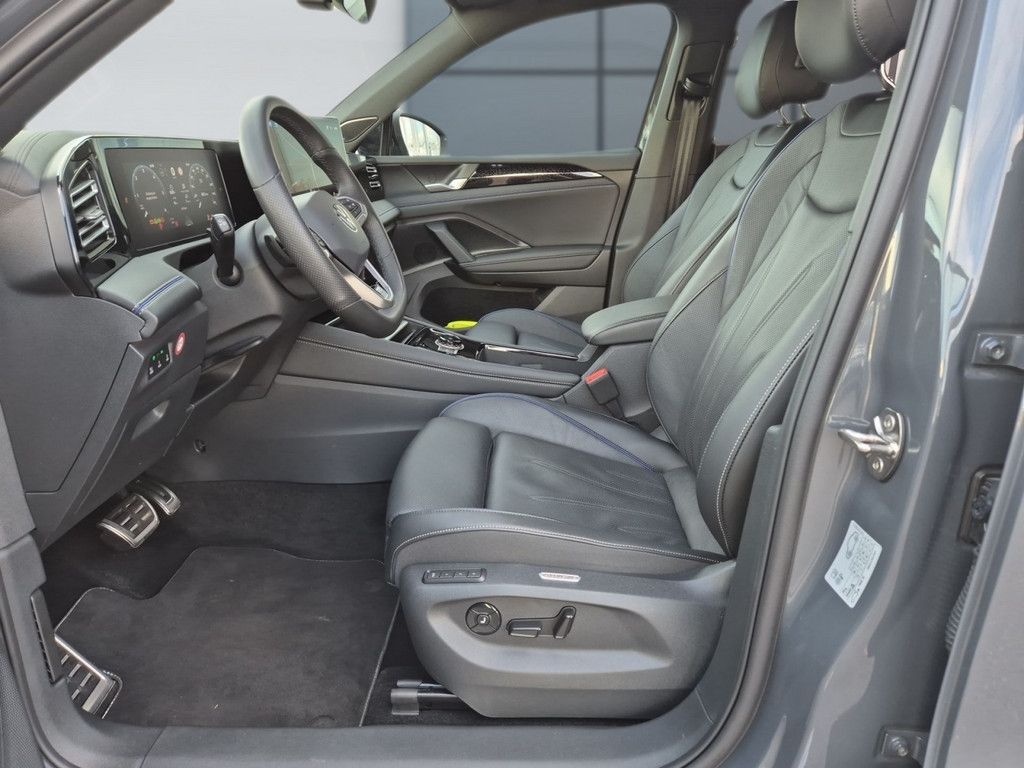 Tiguan 2.0 TDI 4Motion R-Line *DSG*MATRIX*AHK*ST