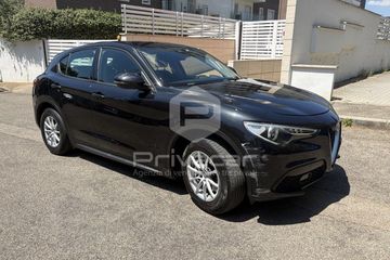 Alfa-Romeo Stelvio - 3