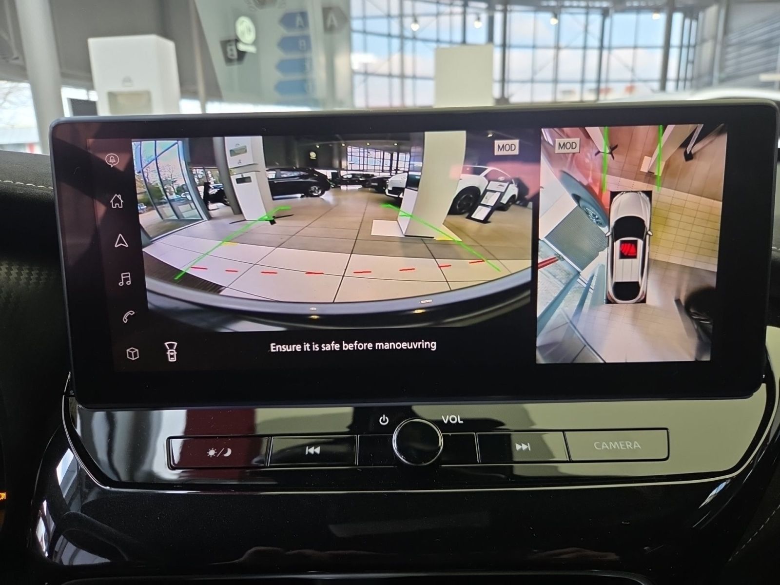 Fahrzeugabbildung Nissan Juke Hybrid N-Design 143 PS Autom. *NAVI*ALCANTA