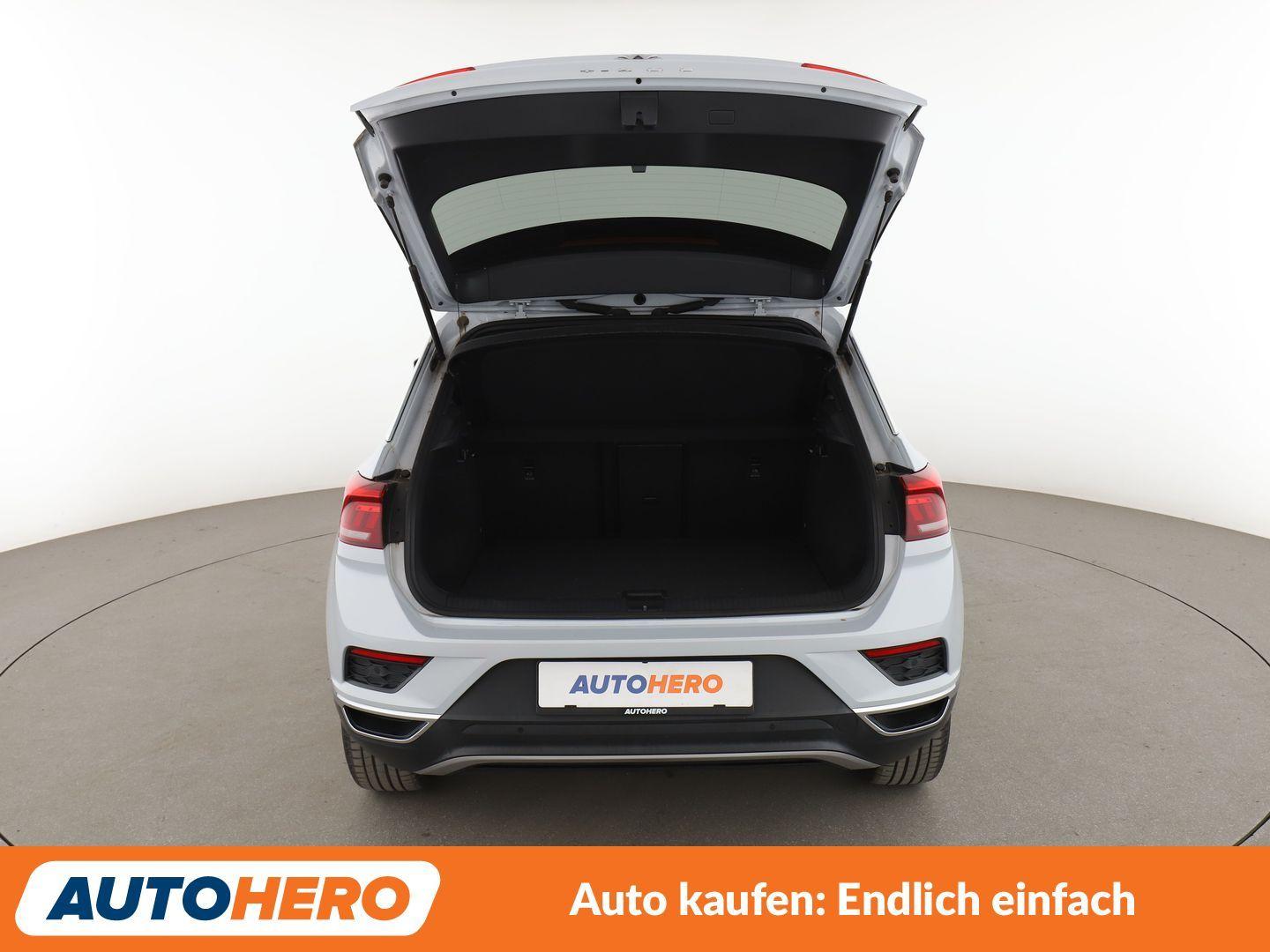 Volkswagen T-Roc 1.5 TSI ACT Sport Aut.*NAVI*CAM*ACC*