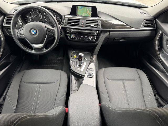 318 3 Limousine 318 i Advantage / AHK / GRA