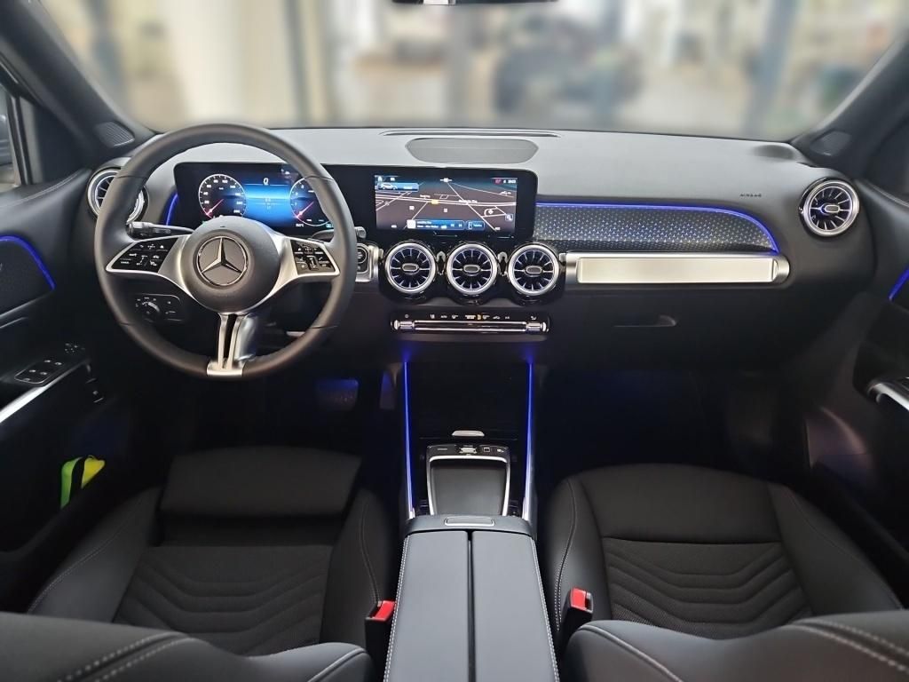 Fahrzeugabbildung Mercedes-Benz GLB 200 +PROGRESSIVE+AHK+360+TOTWINKEL+DISTRONIC