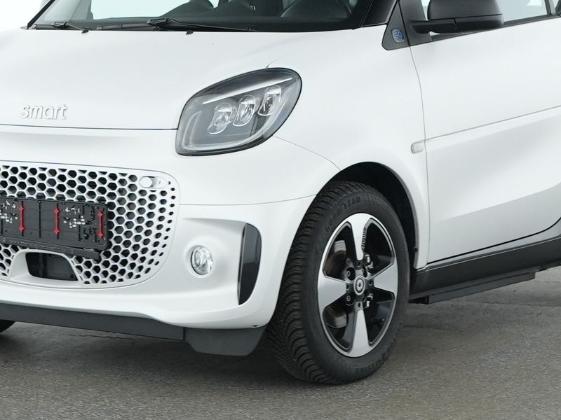 Fahrzeugabbildung Smart EQ COUPÉ*EXCLUSIVE*22kW*JBL-SOUNDSYS*ALLWETTER*