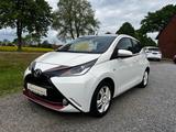 Toyota Aygo x-pose*Faltdach*35Tkm*Garantie*T.Leder* - gebrauchte Toyota Cabrios