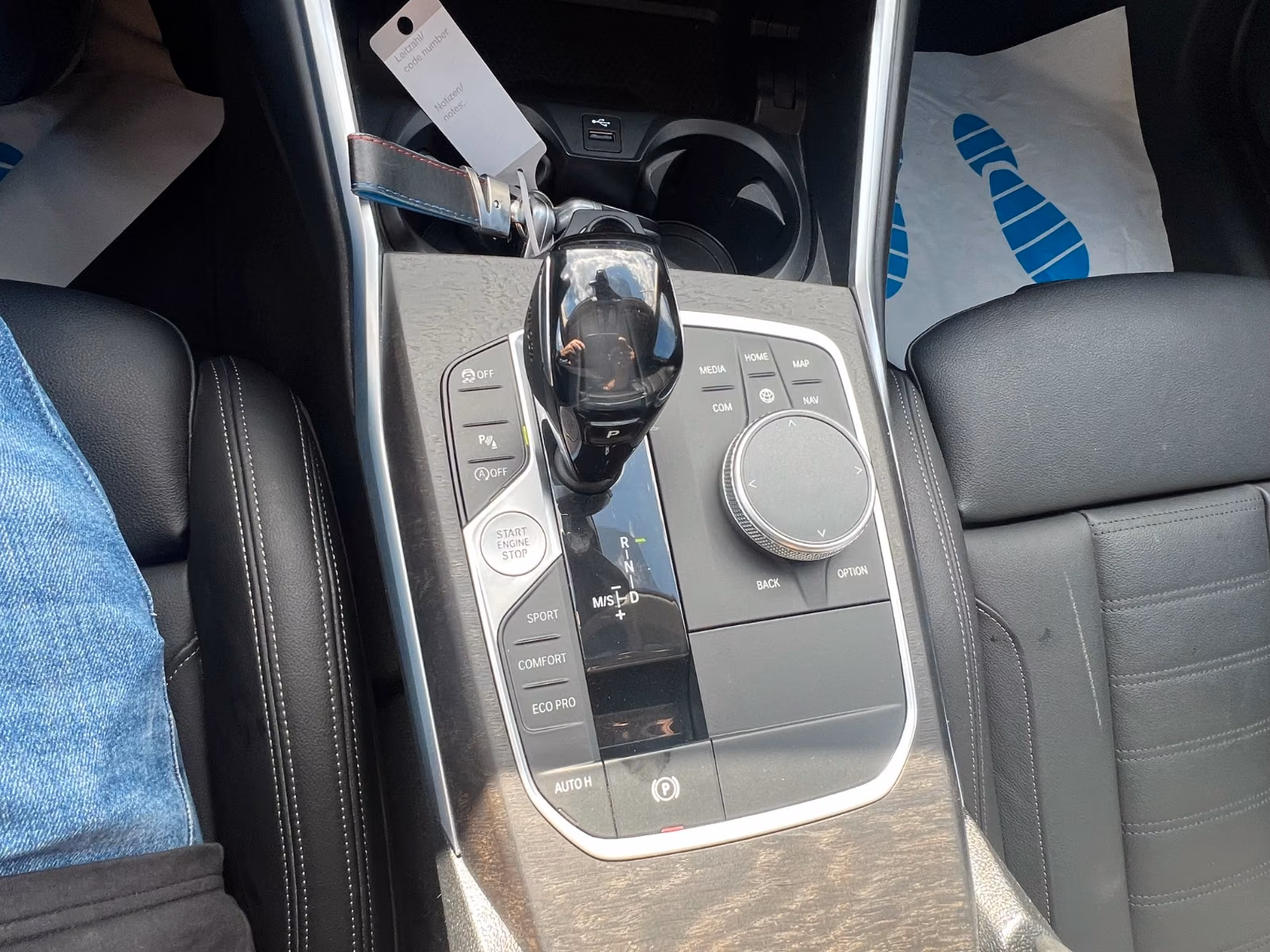 BMW 330 i xDrive Touring Luxury Line Pano