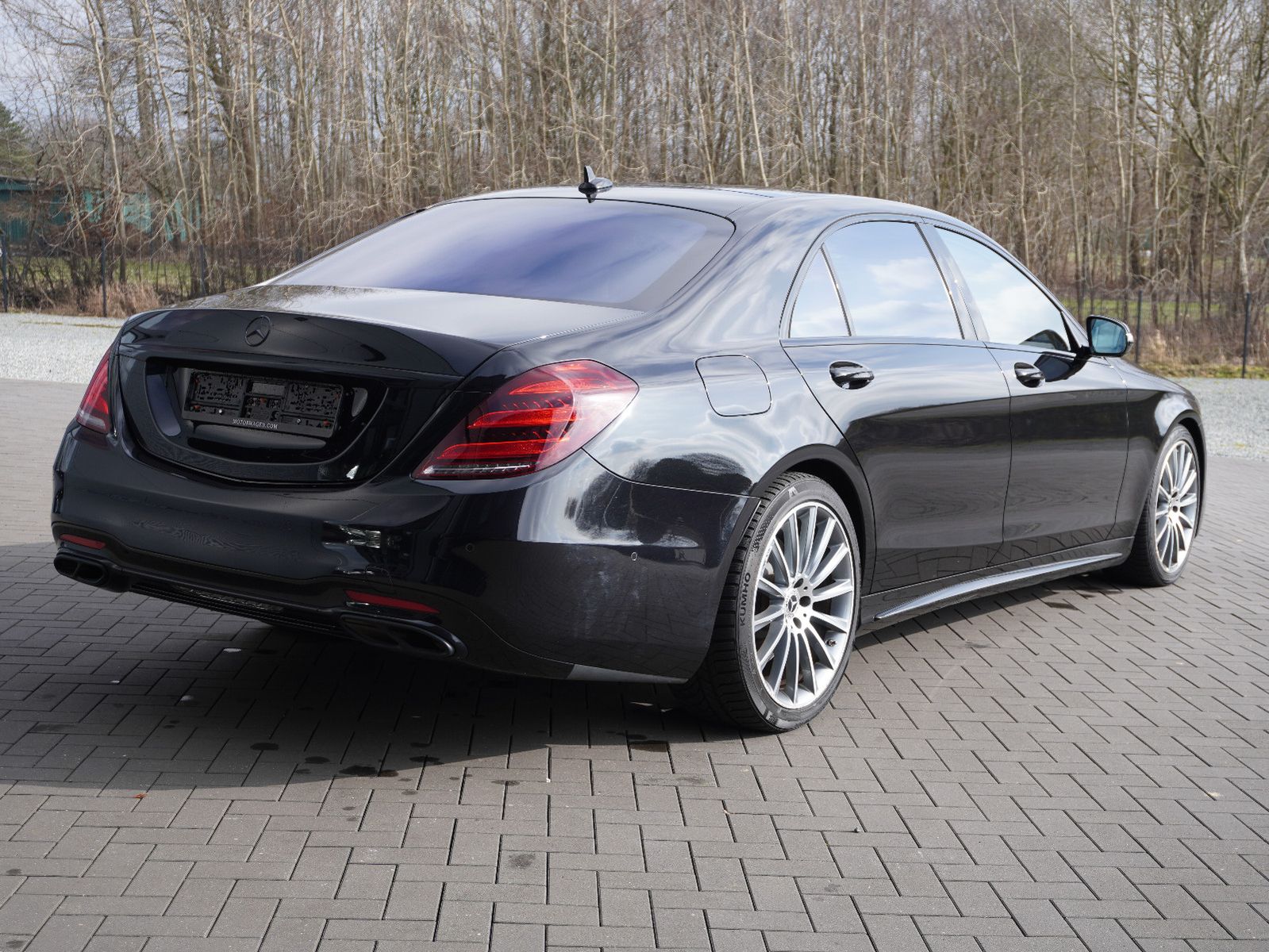 Fahrzeugabbildung Mercedes-Benz S 560 4Matic L AMG