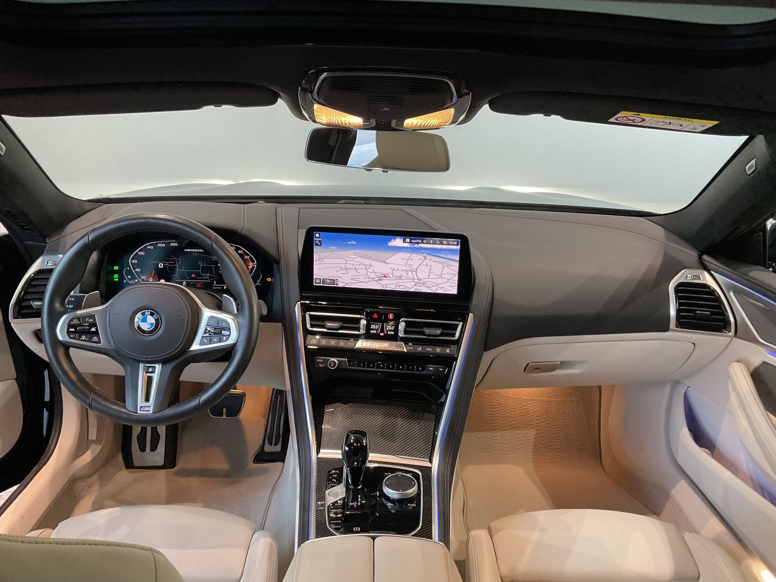 Fahrzeugeinzelansicht 7 Fahrzeugabbildung BMW M850i xDrive Sitzbelüftung~Laserlicht~Panoramada