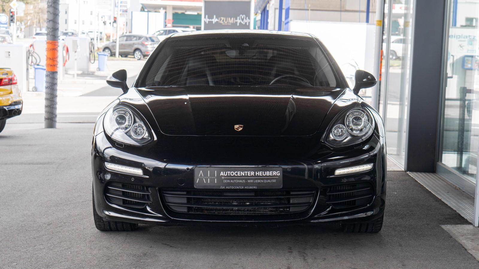 Porsche Panamera 3.0 V6 Diesel 300CH | Toit Ouvrant | Suspensions Pneumatiques | Caméra | Bose | Soft Close